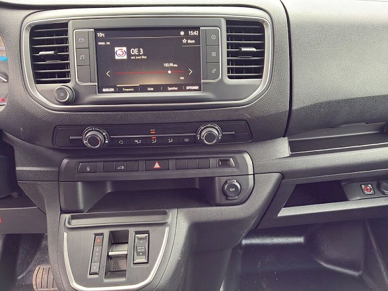 Opel Vivaro -e M Edition