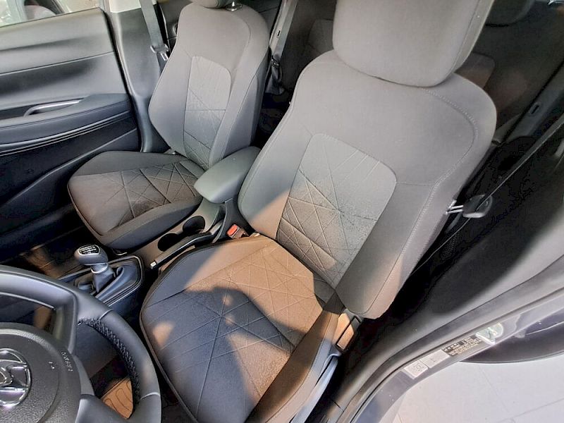 Hyundai Bayon BAYON i-Line Plus 1,0 T-GDI - y1bp2