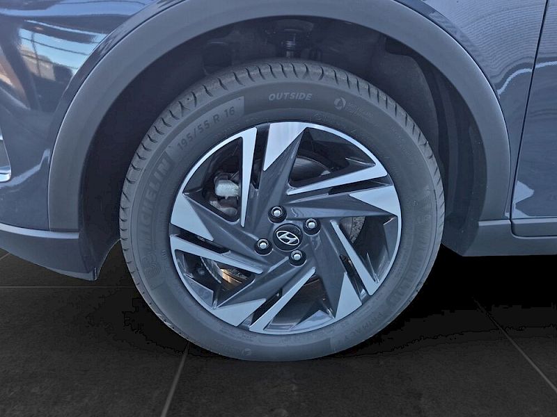 Hyundai Bayon BAYON i-Line Plus 1,0 T-GDI - y1bp2