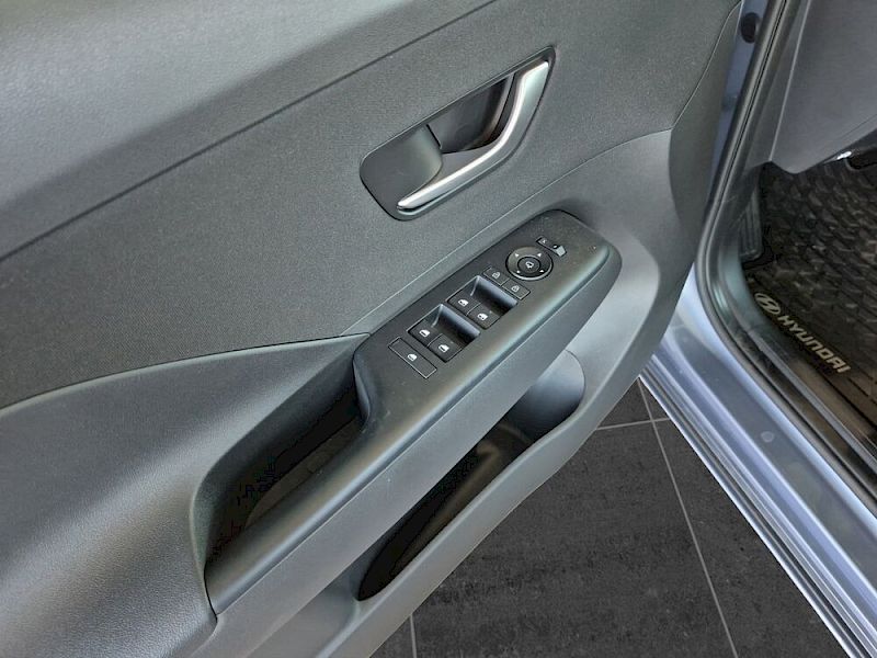 Hyundai Kona GO! Elektro 65,4 kWh - k4eg1-OP7