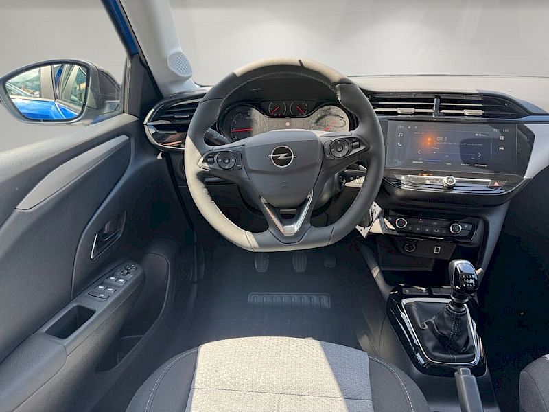 Opel Corsa 1,2 Edition *Winterreifen*