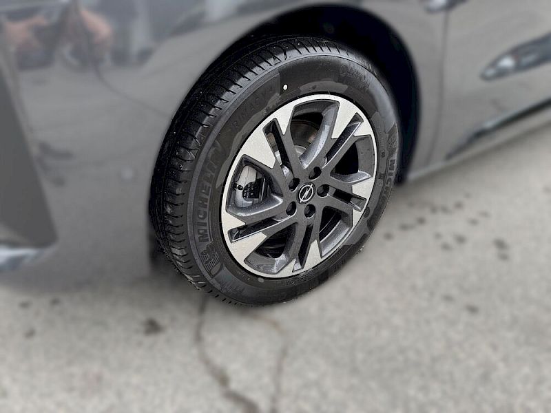 Opel Zafira 2,2 GS L *Anhängerkupplung 1,9t*