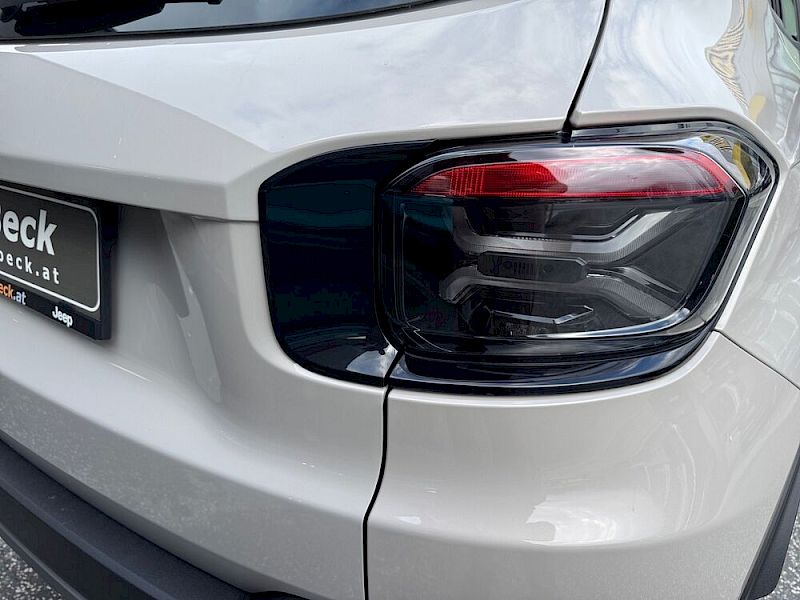 Jeep Avenger Upland Mild-Hybrid 4xe